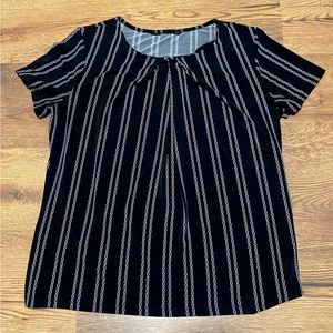 Liz Claiborne Black & White Chain Design Blouse- Women’s Small